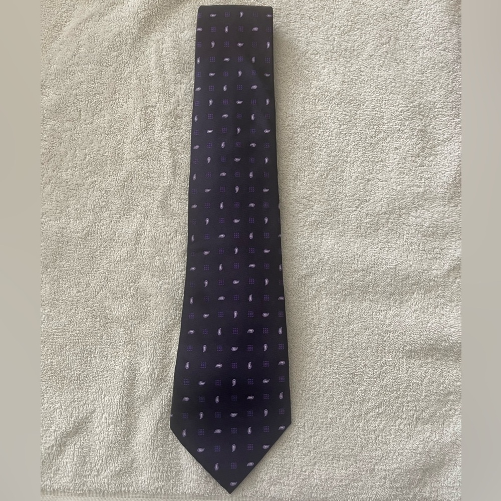 Sam Well Tie